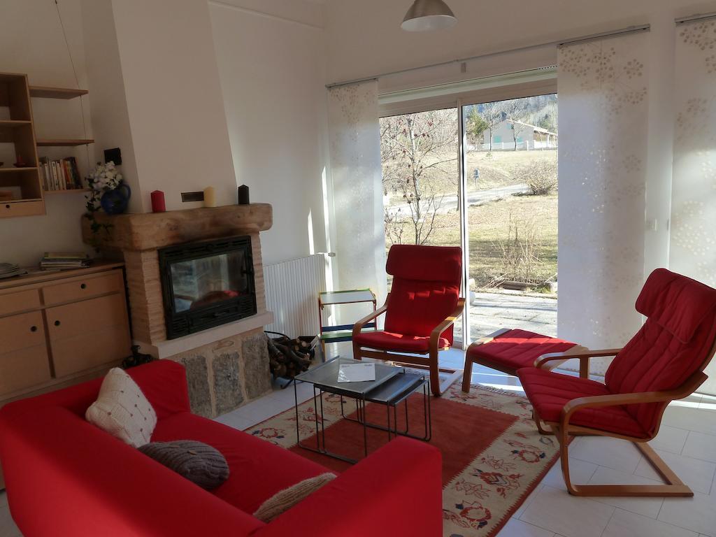 Gite Des Monges Sisteron Ngoại thất bức ảnh