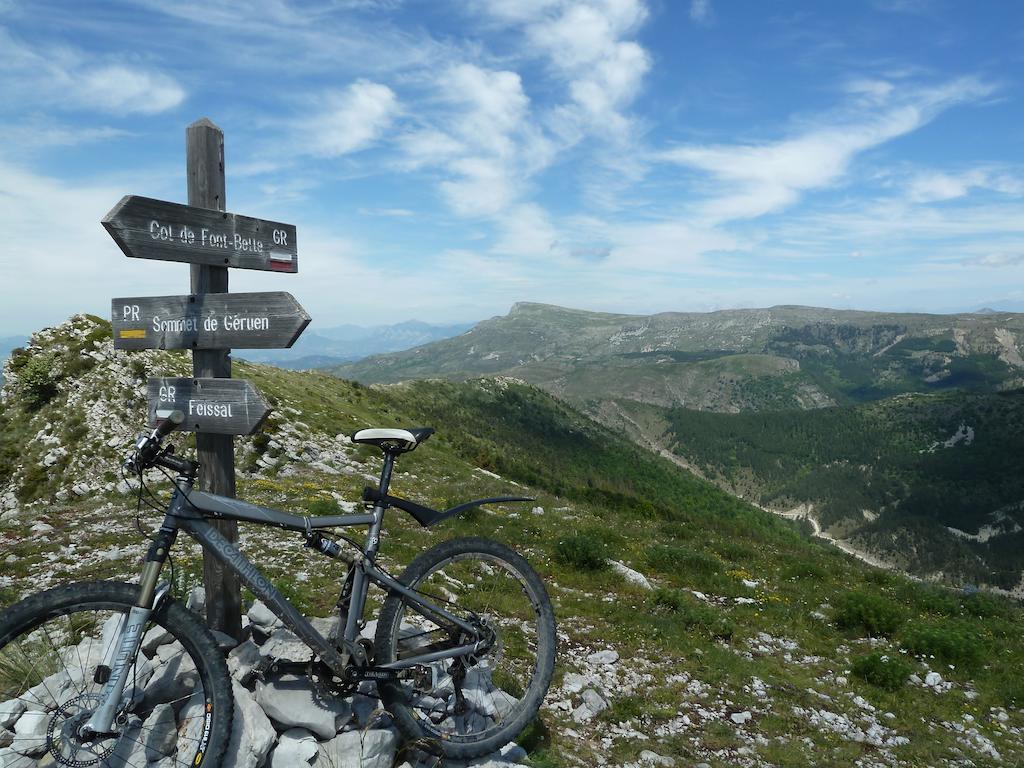 Gite Des Monges Sisteron Ngoại thất bức ảnh