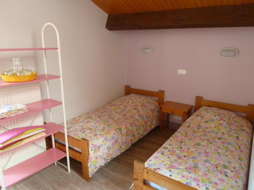 Gite Des Monges Sisteron Phòng bức ảnh